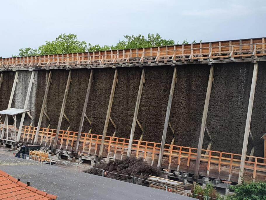 Ferienwohnung Direkt Am Kurpark Mit Gradierwerk Solestadt Bad Dürrenberg Exterior foto